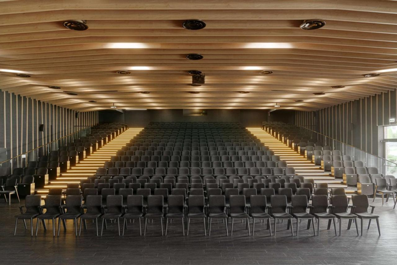 Radisson Blu Resort & Conference Center, Ostroda Mazury Экстерьер фото Auditorium