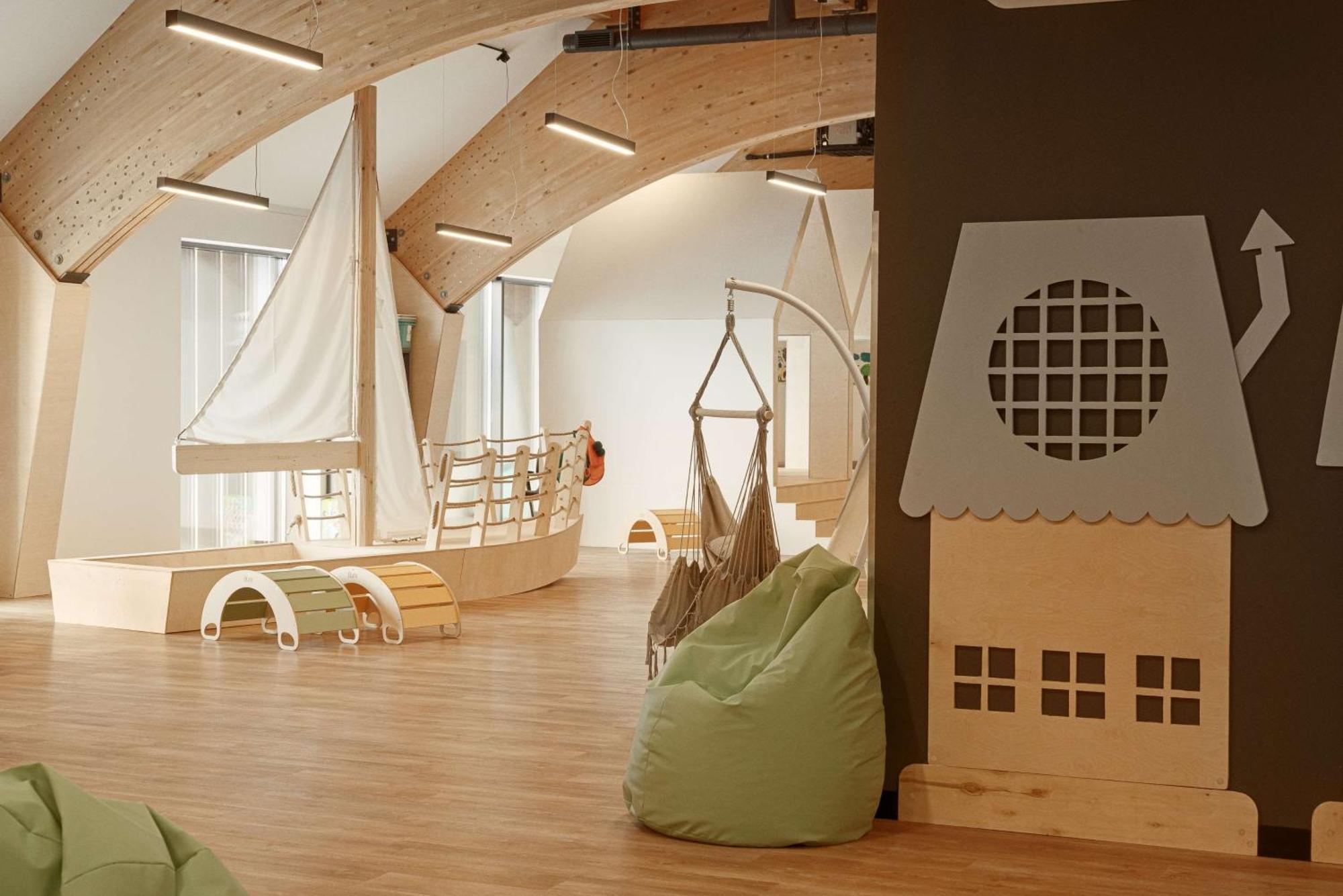 Radisson Blu Resort & Conference Center, Ostroda Mazury Экстерьер фото Interior of the Children's Museum of Oakville